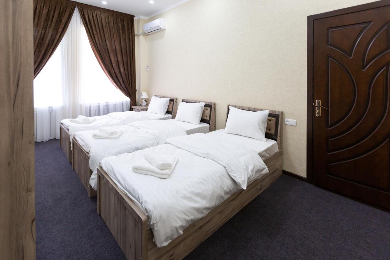 Light Hotel Taškent Exteriér fotografie