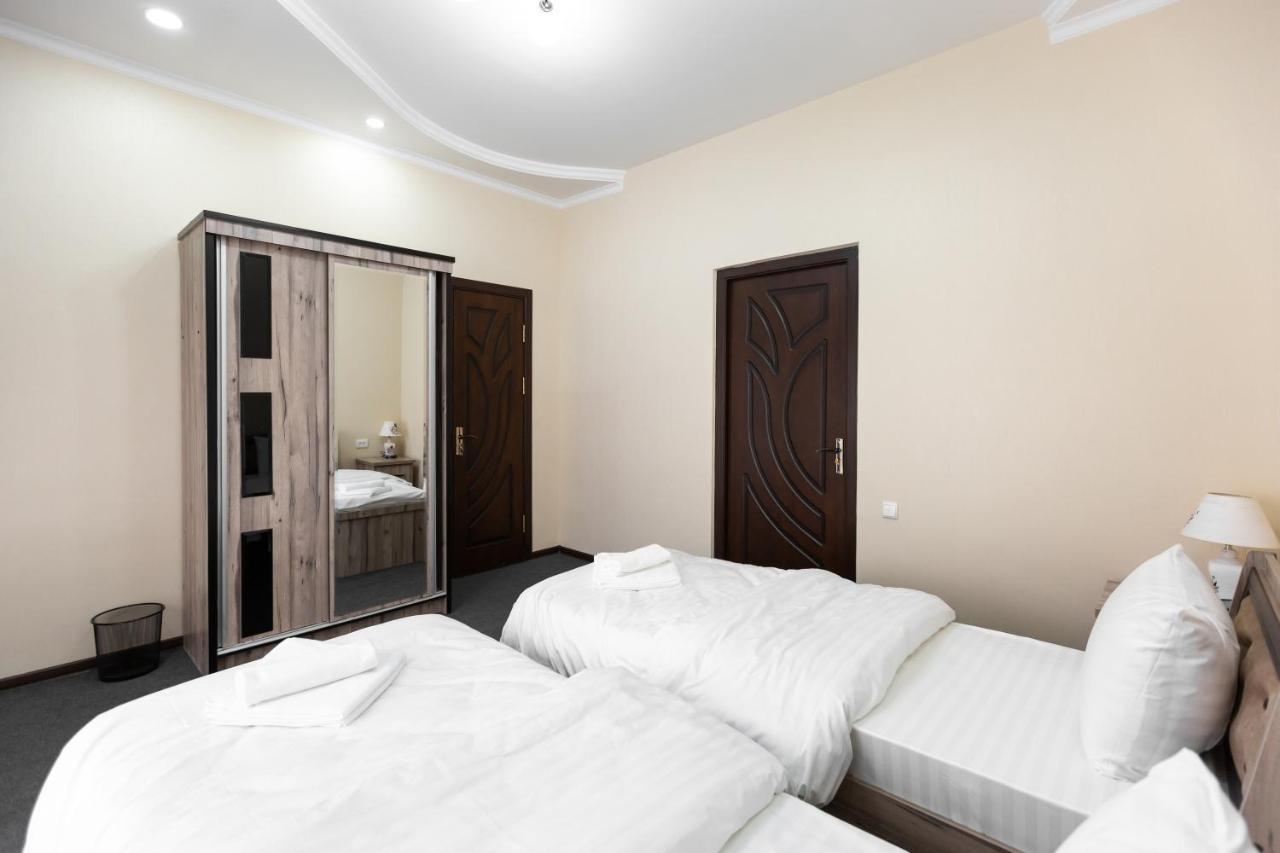 Light Hotel Taškent Exteriér fotografie